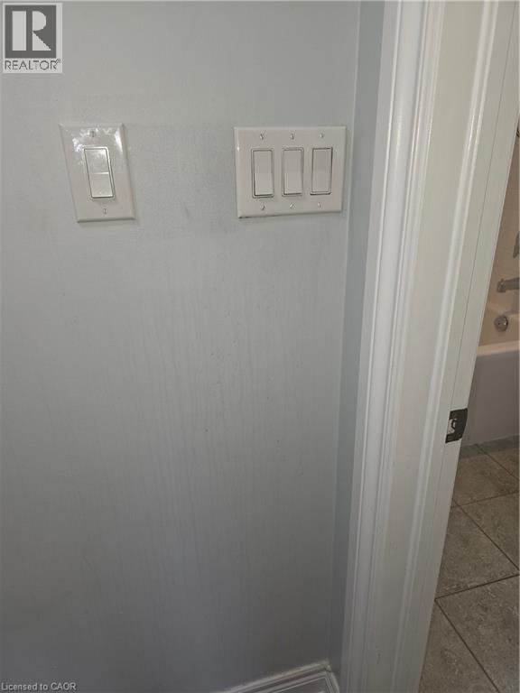 40 Dartmouth Gate Unit# 17, Stoney Creek, Ontario  L8E 0C4 - Photo 32 - 40830697