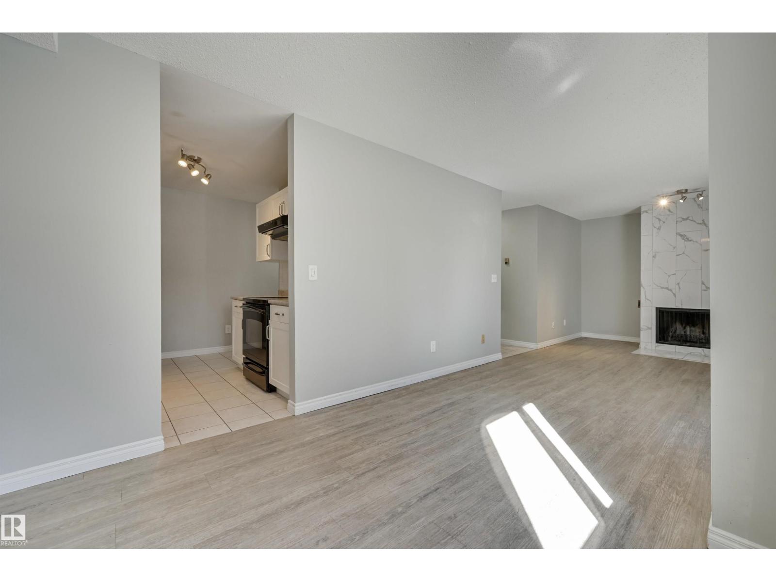 #113 10838 108 St Nw, Edmonton, Alberta  T5H 3A6 - Photo 13 - E4488085