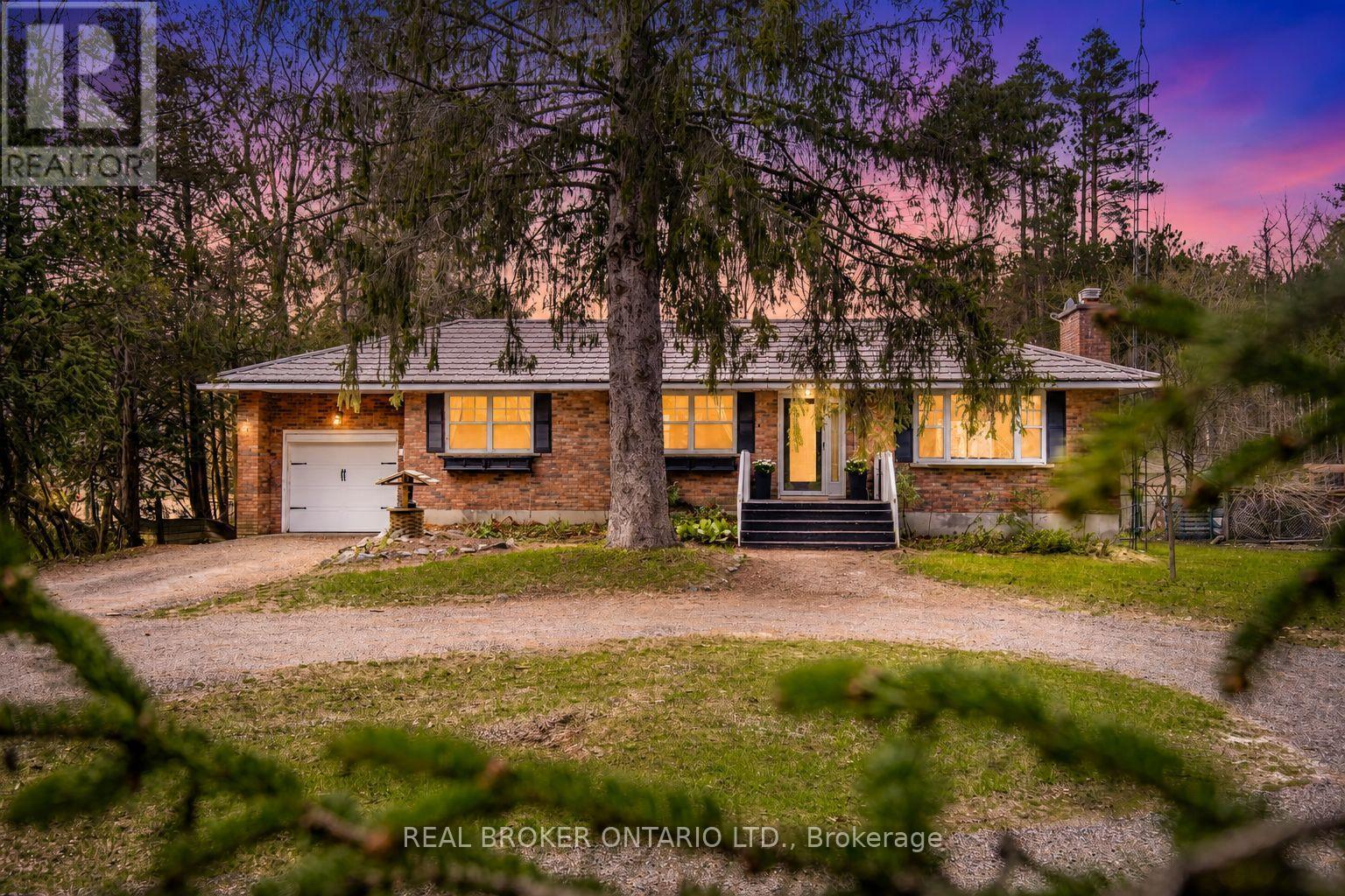 12 Alexander Street, Springwater, Ontario  L9X 0W1 - Photo 1 - S13077432