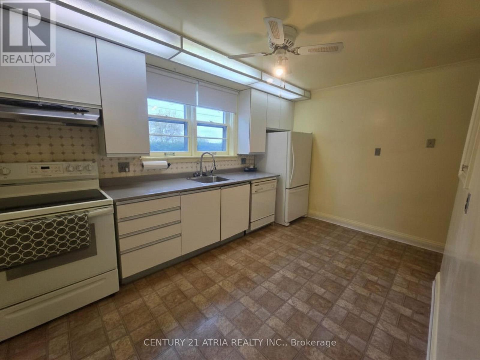 32 Meadowview Avenue, Markham, Ontario  L3T 1K5 - Photo 7 - N13135490