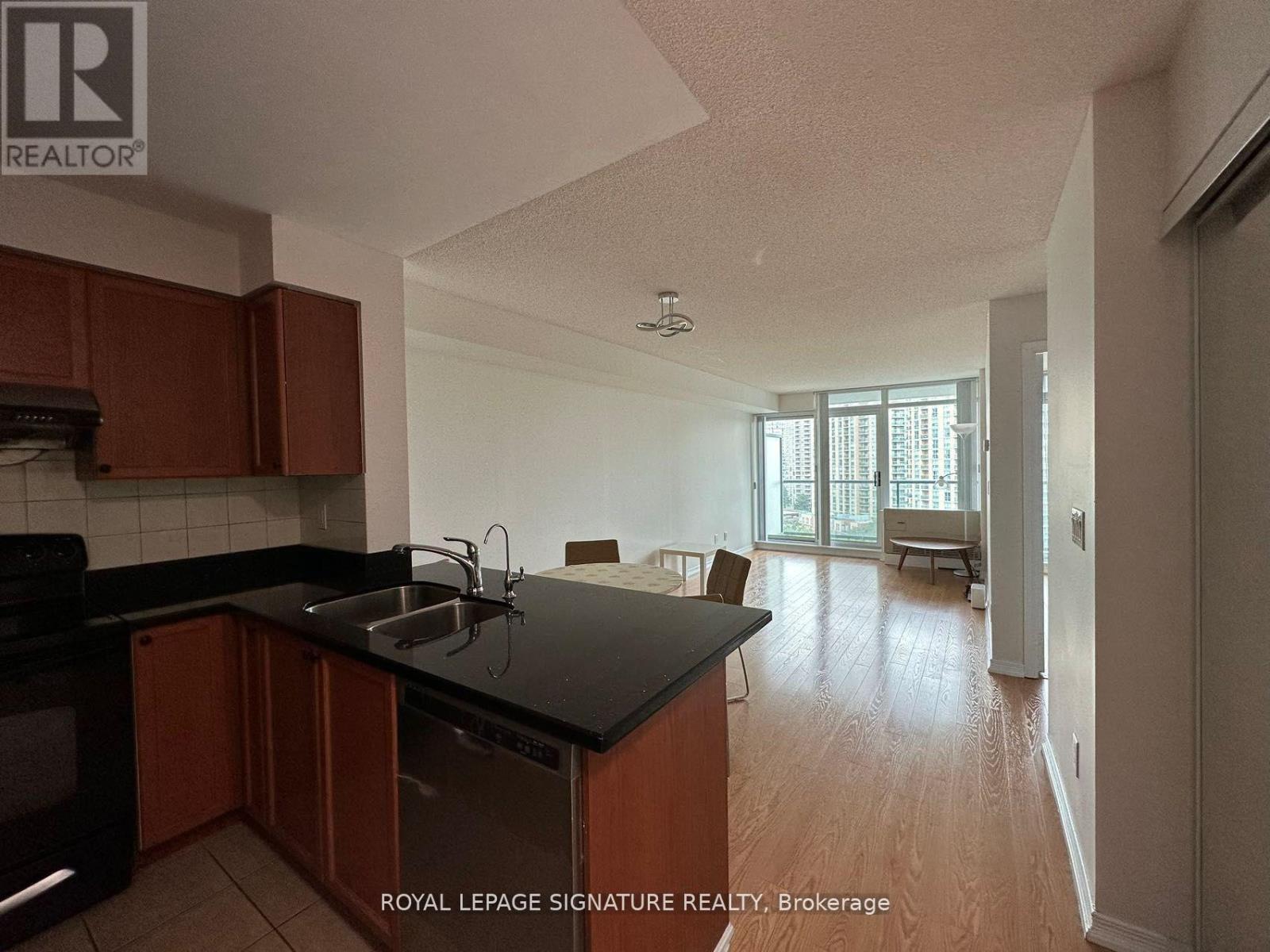 1201 - 5500 Yonge Street, Toronto, Ontario  M2N 7L1 - Photo 2 - C13135726