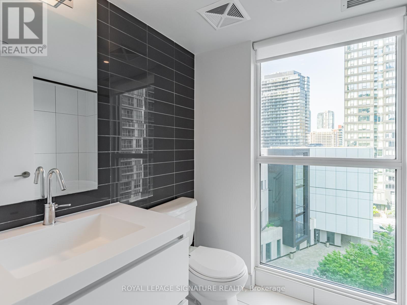 815 - 75 Queens Wharf Road, Toronto, Ontario  M5V 0J8 - Photo 16 - C13135762