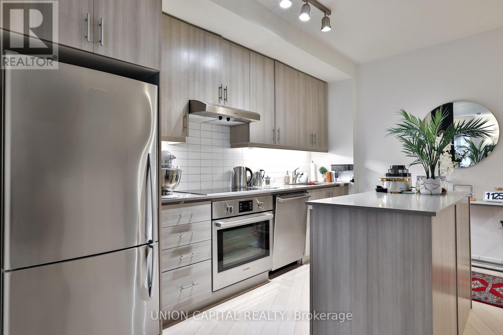 404 - 1 The Esplanade, Toronto, Ontario  M5E 0A8 - Photo 8 - C13135806