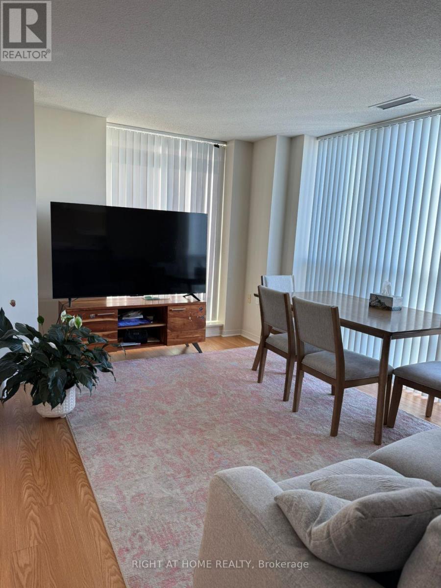 Ph 02 - 26 Olive Avenue N, Toronto, Ontario  M2N 7G7 - Photo 13 - C13135882