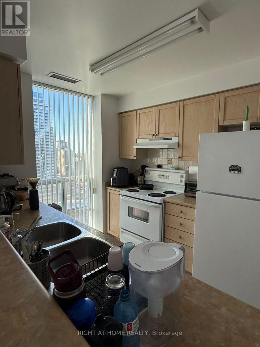 Ph 02 - 26 Olive Avenue N, Toronto, Ontario  M2N 7G7 - Photo 19 - C13135882
