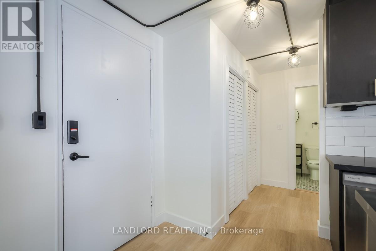 405 - 420 Eglinton Avenue E, Toronto, Ontario  M4P 1L8 - Photo 25 - C13135976