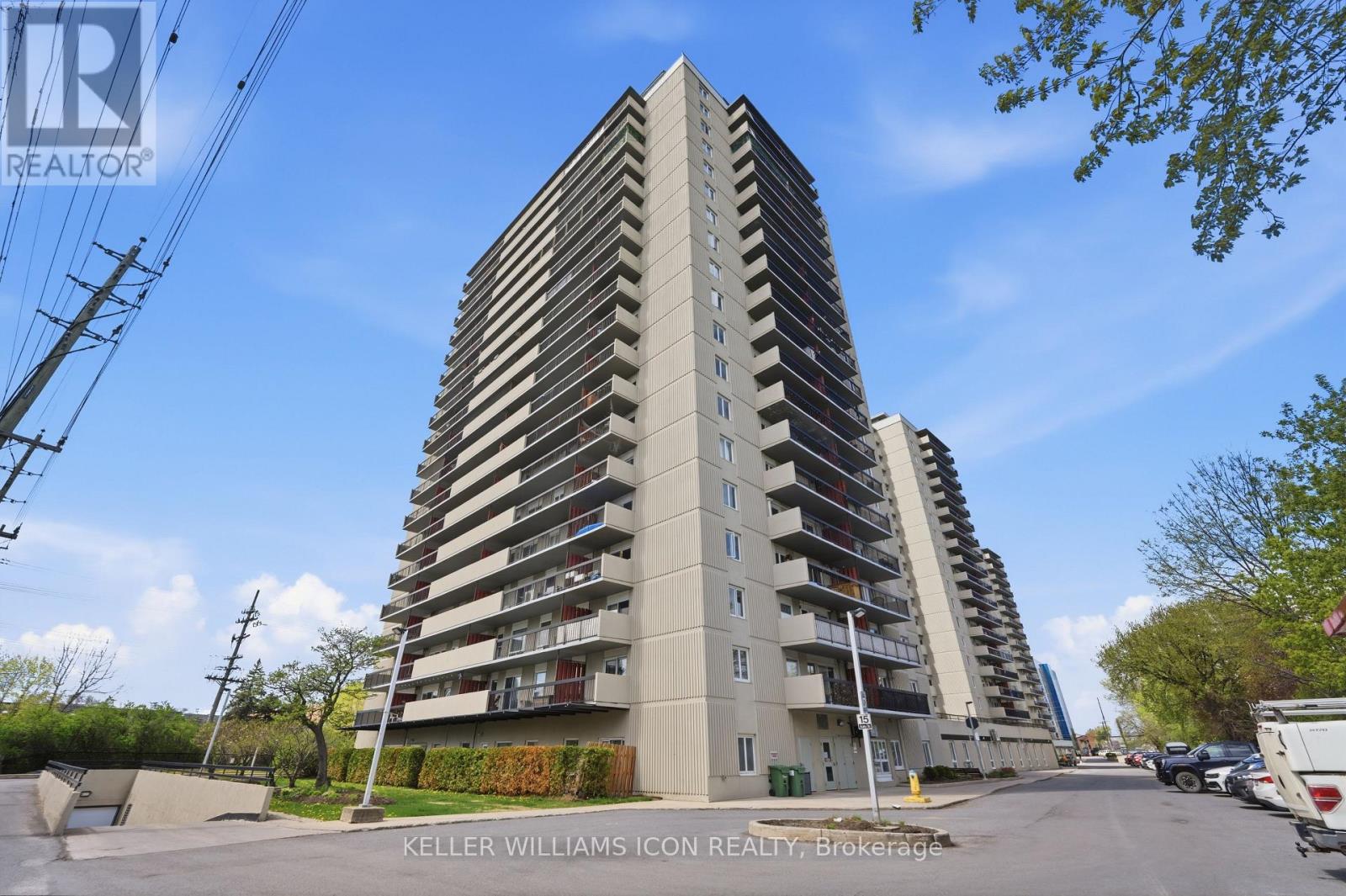 1607 - 158C MCARTHUR AVENUE, Ottawa, Ontario