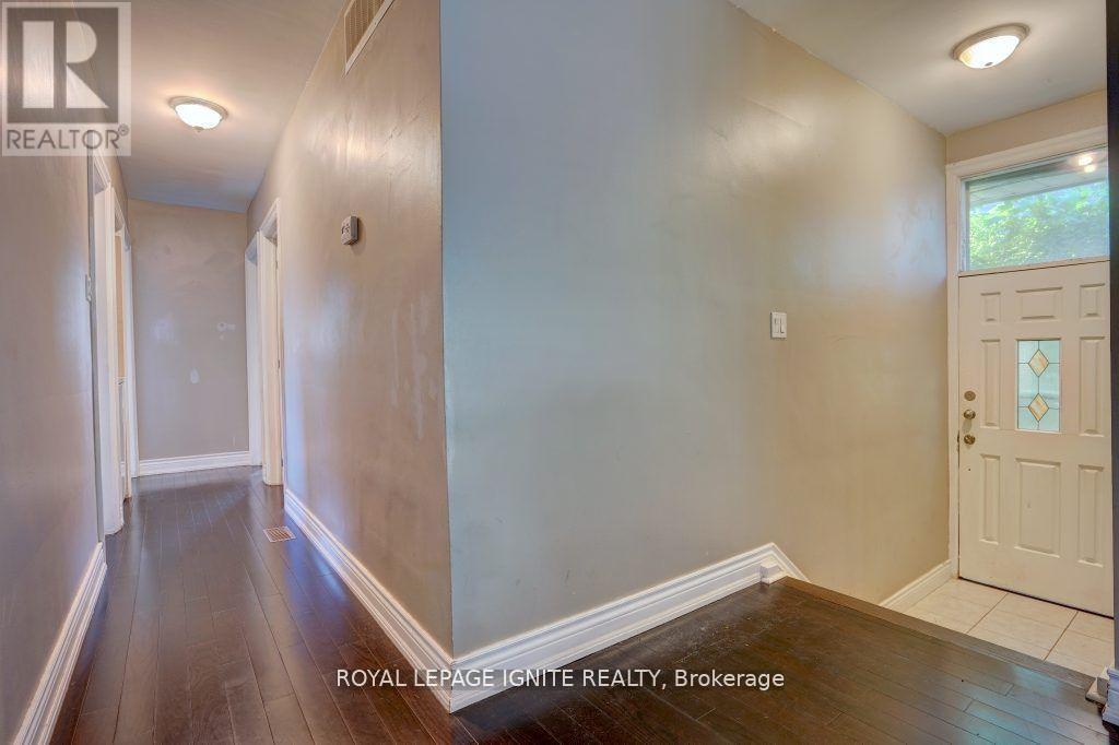 Main Fl - 53 Sundance Crescent, Toronto, Ontario M1G 2M1 - Photo 4 - E13136014
