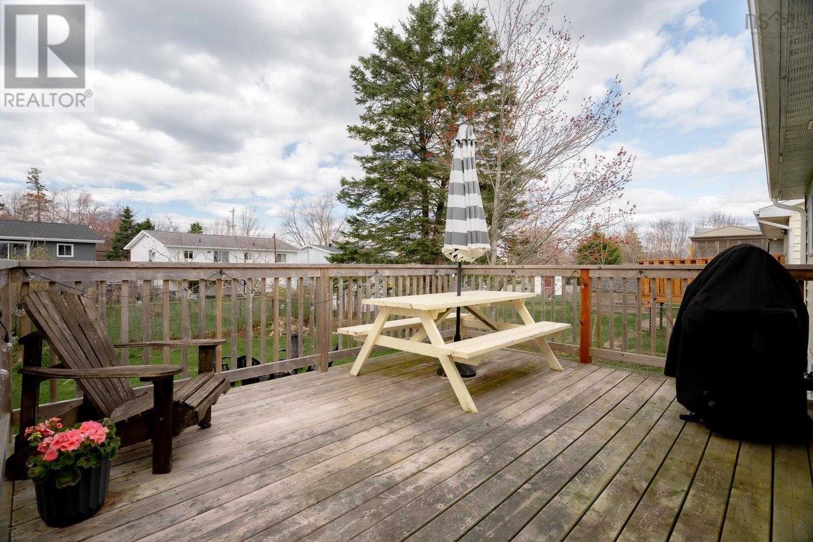 3 Sarah Crescent, Dartmouth, Nova Scotia  B2W 4Z2 - Photo 35 - 202610497