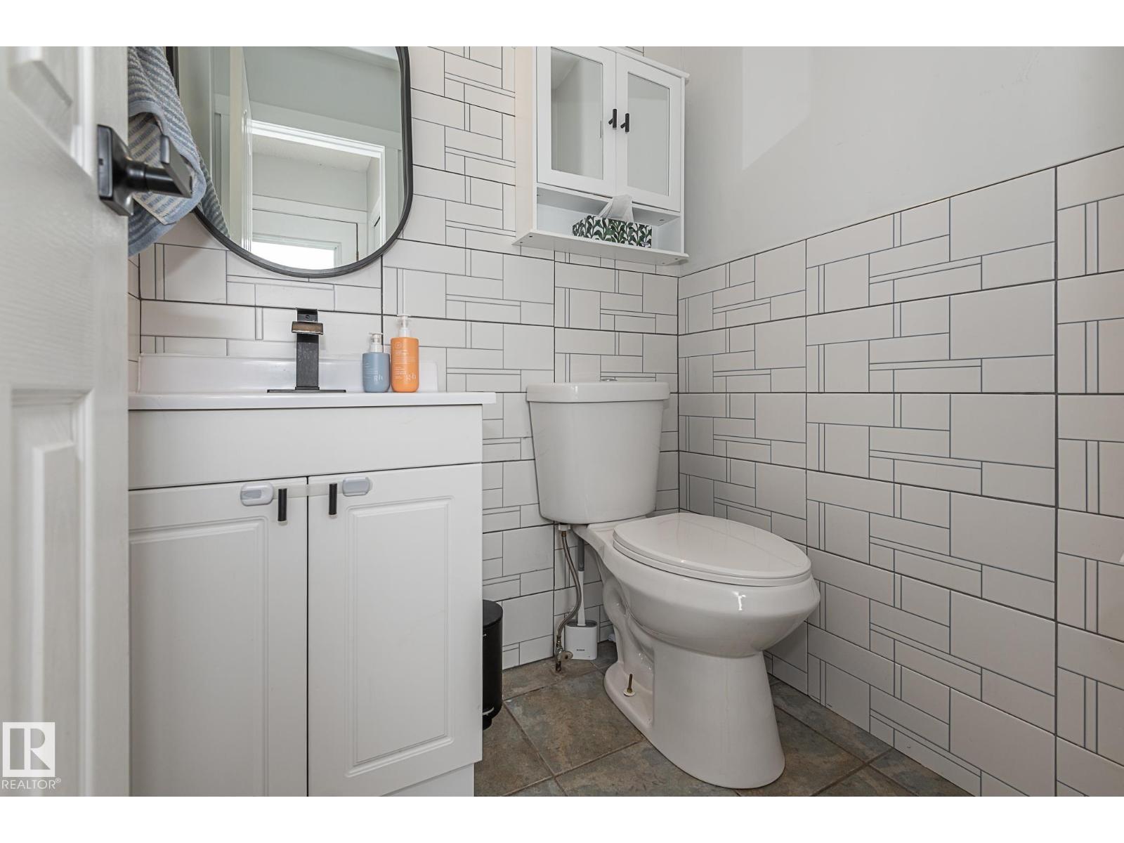 8326 157 Av Nw, Edmonton, Alberta  T5Z 2P7 - Photo 10 - E4479551
