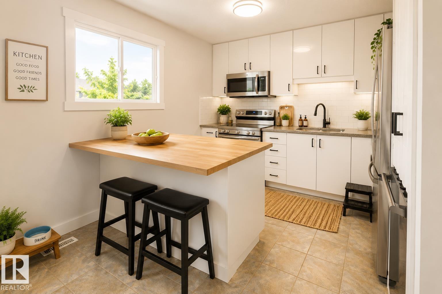 8326 157 Av Nw, Edmonton, Alberta  T5Z 2P7 - Photo 4 - E4479551