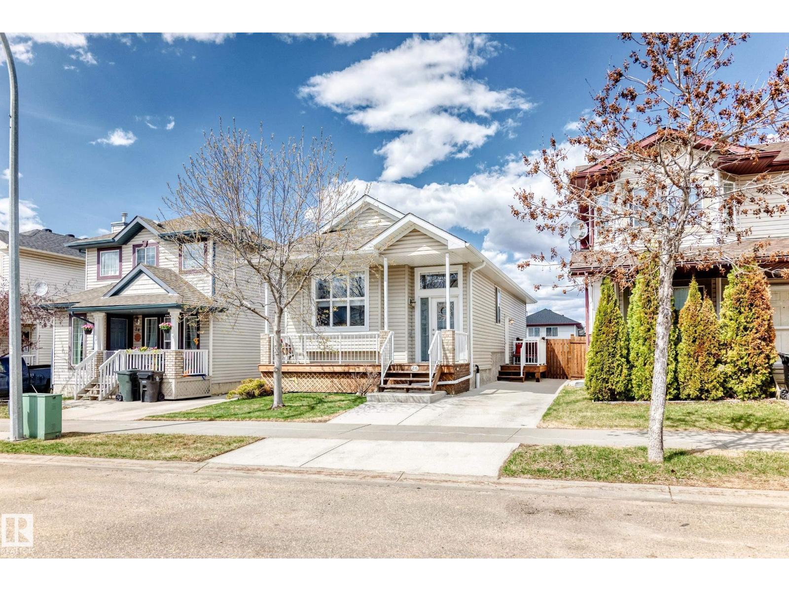 26 Vaughn Av, Spruce Grove, Alberta  T7X 4R9 - Photo 2 - E4488097