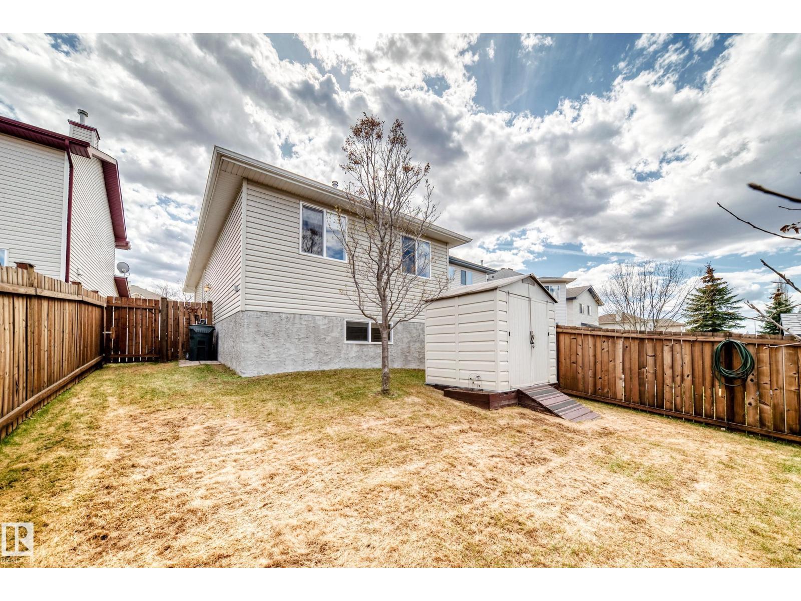 26 Vaughn Av, Spruce Grove, Alberta  T7X 4R9 - Photo 37 - E4488097