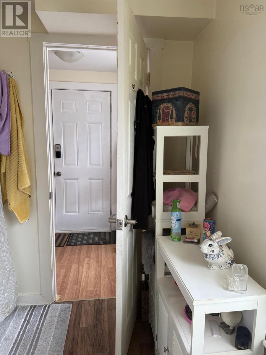 432 Aberdeen Road, Bridgewater, Nova Scotia  B4V 2T2 - Photo 11 - 202607221