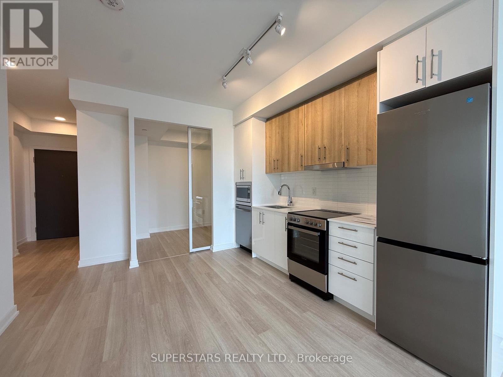 1102 - 9751 Markham Road N, Markham, Ontario  L6E 0W3 - Photo 3 - N13135810