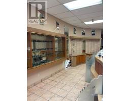 16 - 390 STEELES AVENUE W, Vaughan, Ontario