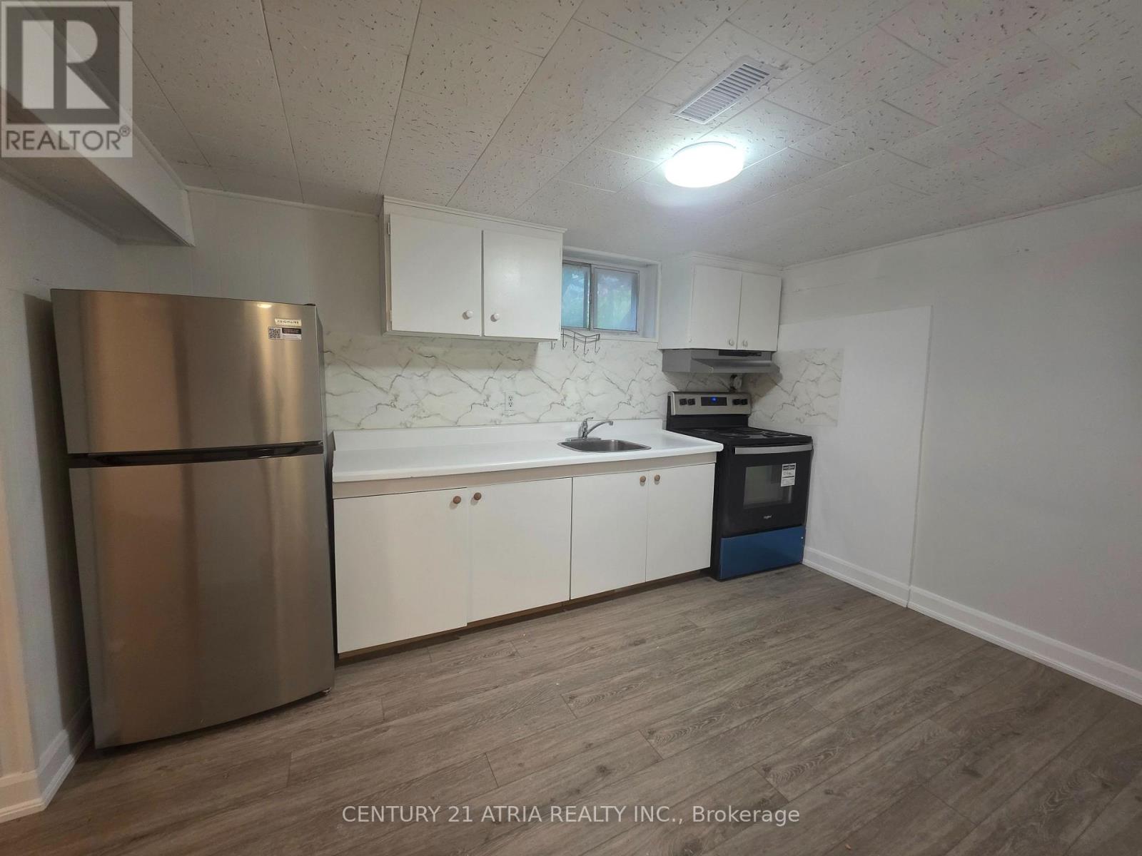 Lower - 21 Meadowview Avenue, Markham, Ontario  L3T 1G8 - Photo 2 - N13135888