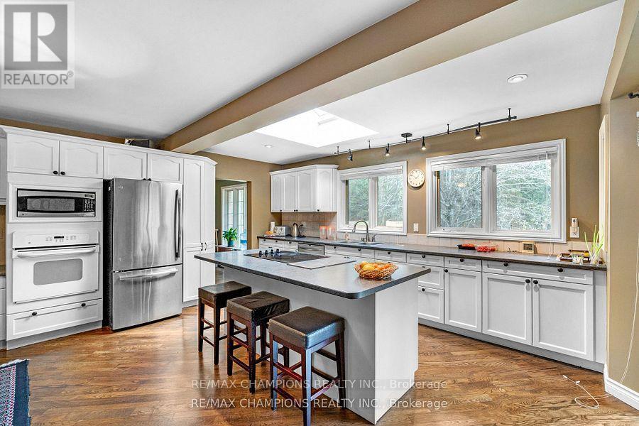 16548 7th Concession Road, King, Ontario  L7B 0E4 - Photo 4 - N13135980
