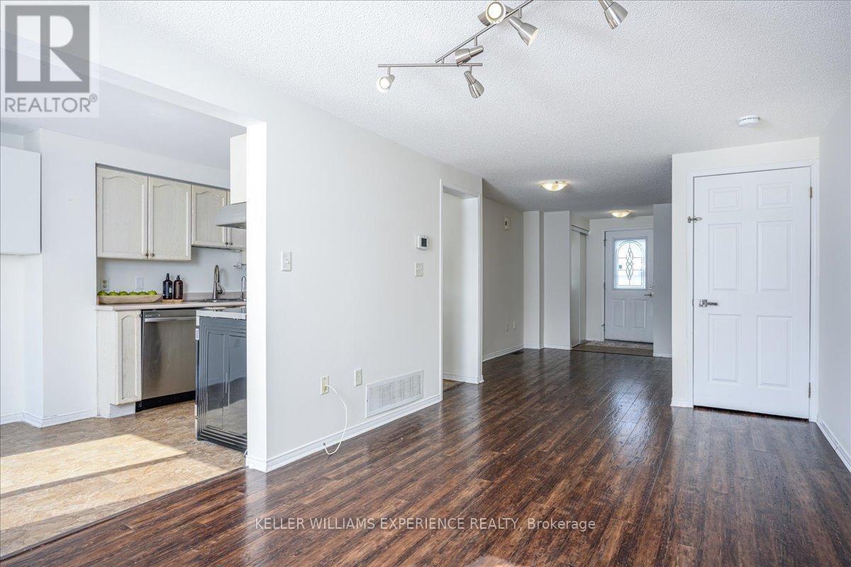 70 Weymouth Road, Barrie (Georgian Drive), Ontario  L4M 6R7 - Photo 15 - S13135870