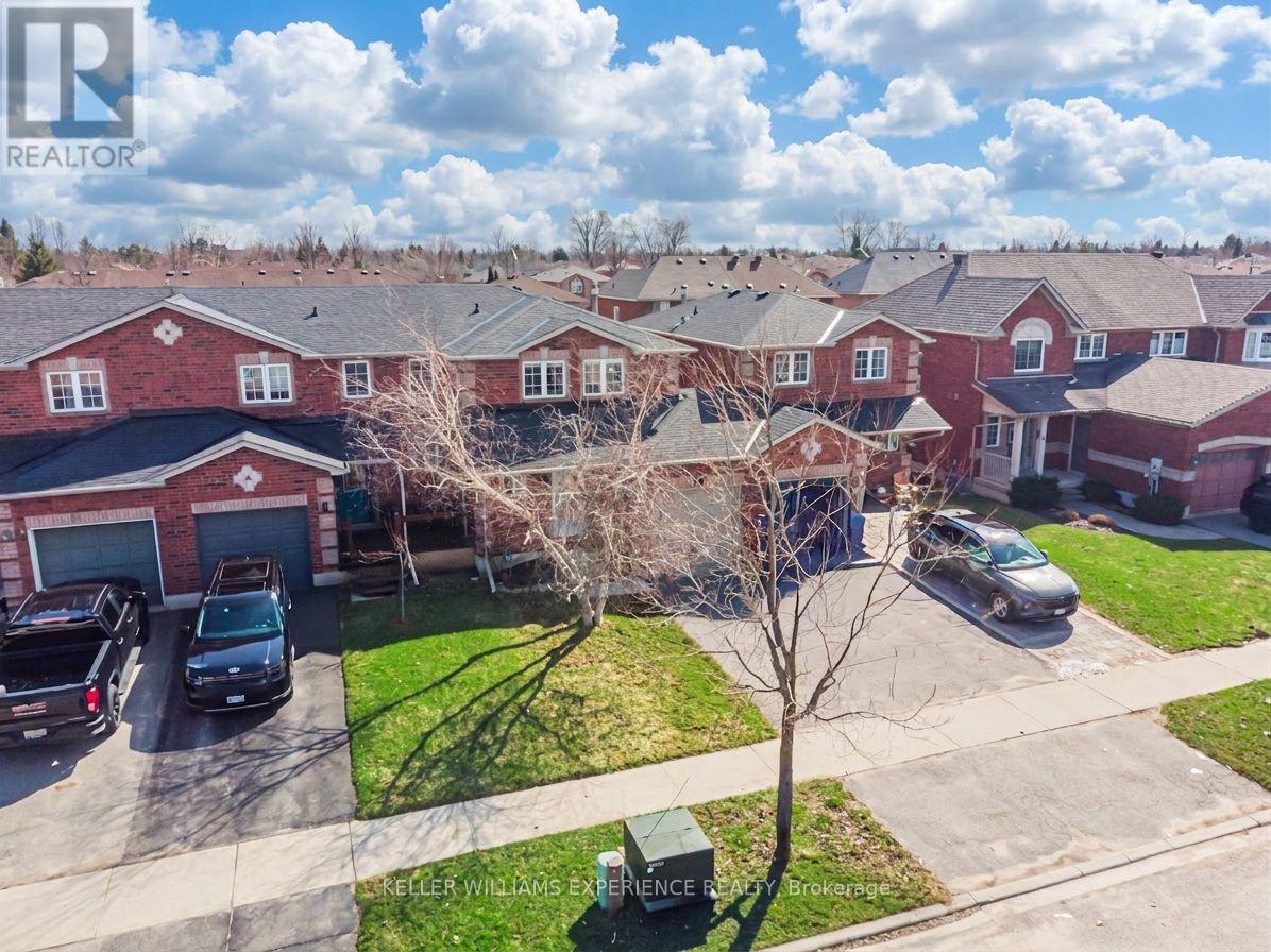 70 Weymouth Road, Barrie (Georgian Drive), Ontario  L4M 6R7 - Photo 2 - S13135870