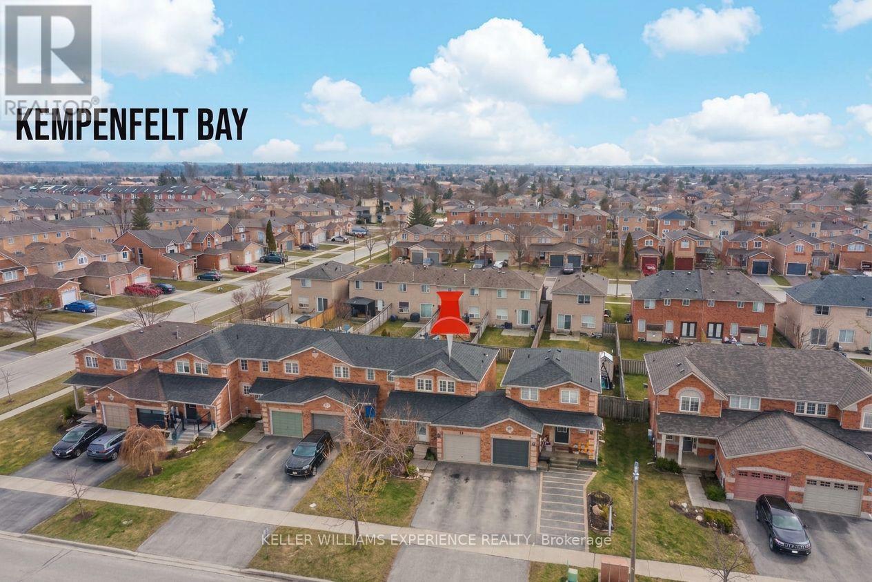 70 Weymouth Road, Barrie (Georgian Drive), Ontario  L4M 6R7 - Photo 5 - S13135870