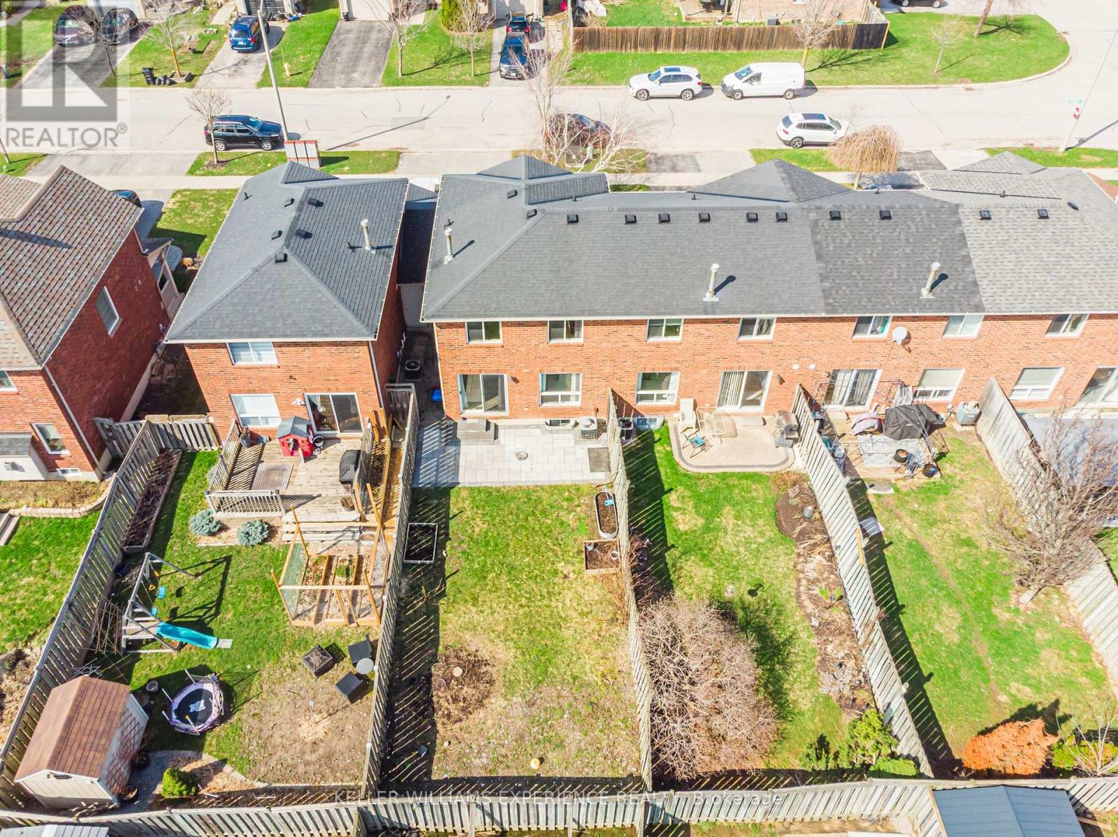 70 Weymouth Road, Barrie (Georgian Drive), Ontario  L4M 6R7 - Photo 8 - S13135870