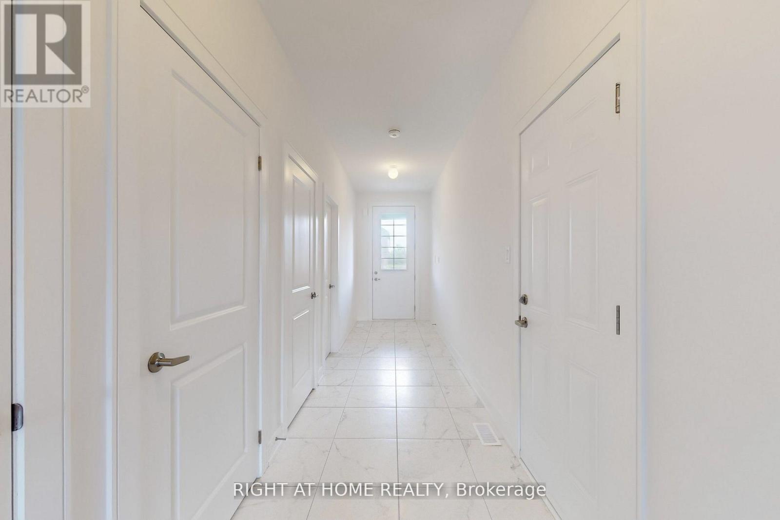 258 Duncan Street, Clearview (Stayner), Ontario  L0M 1S0 - Photo 2 - S13136016