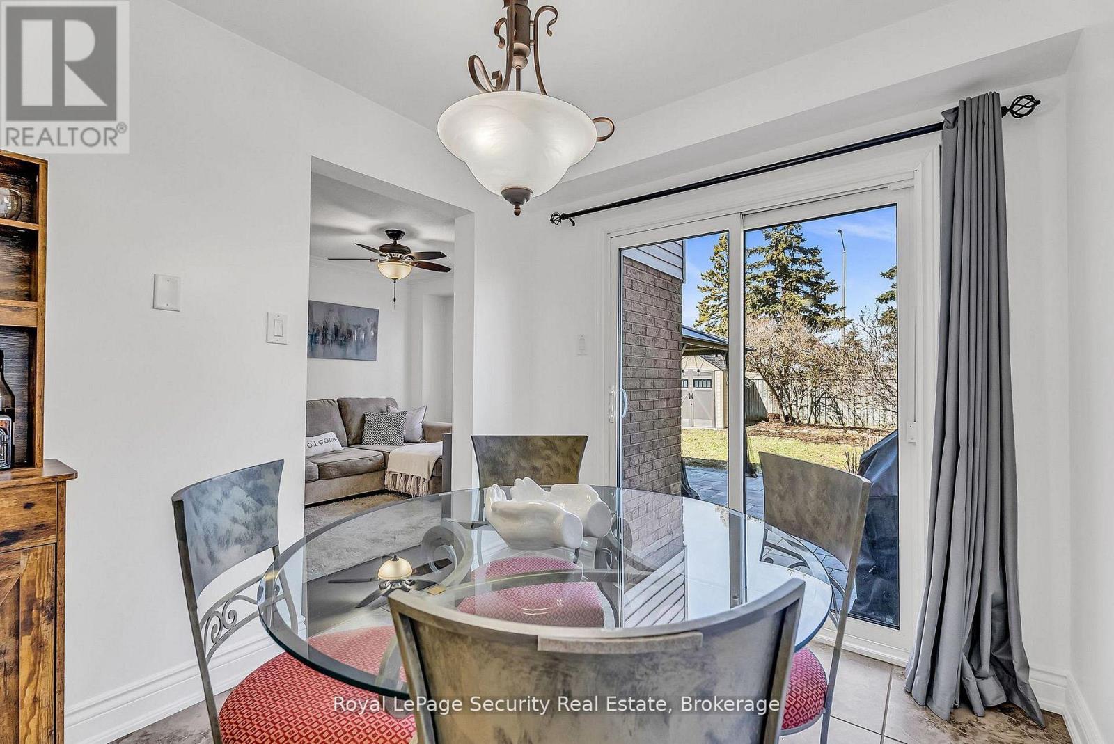 1197 Beaver Valley Crescent, Oshawa, Ontario  L1J 8N1 - Photo 14 - E13073434