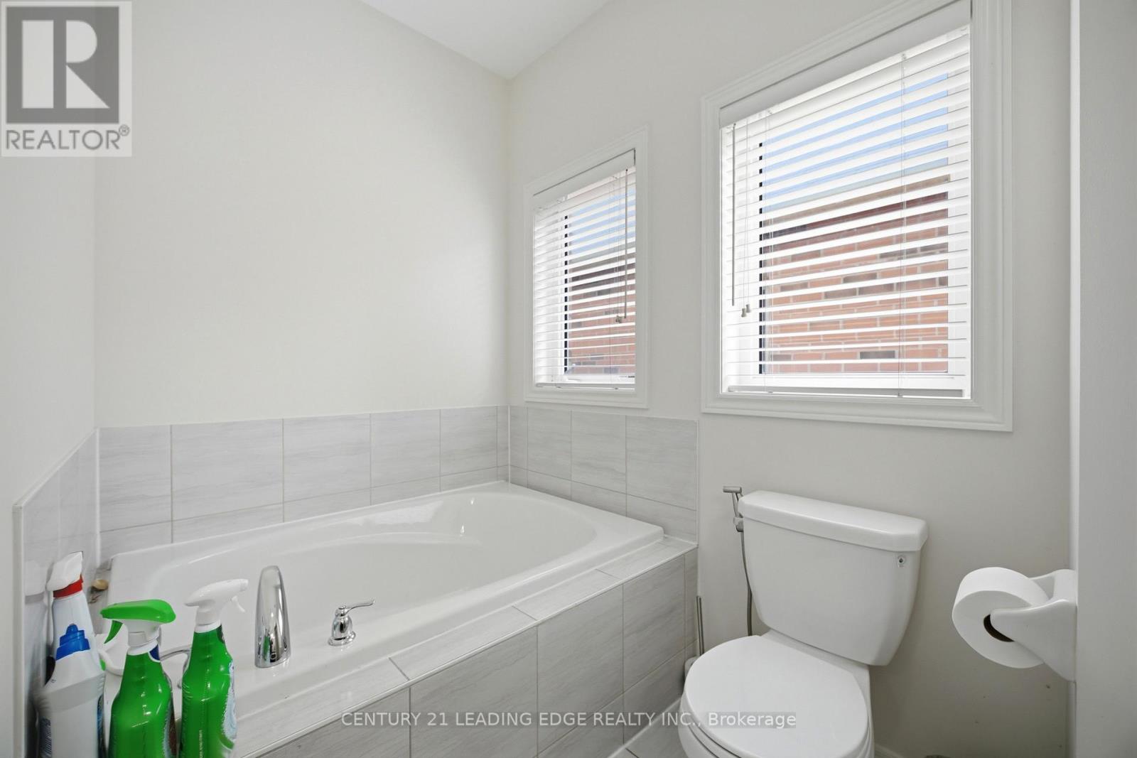 24 Exhibition Crescent, Brampton, Ontario  L7A 4B9 - Photo 25 - W13135714