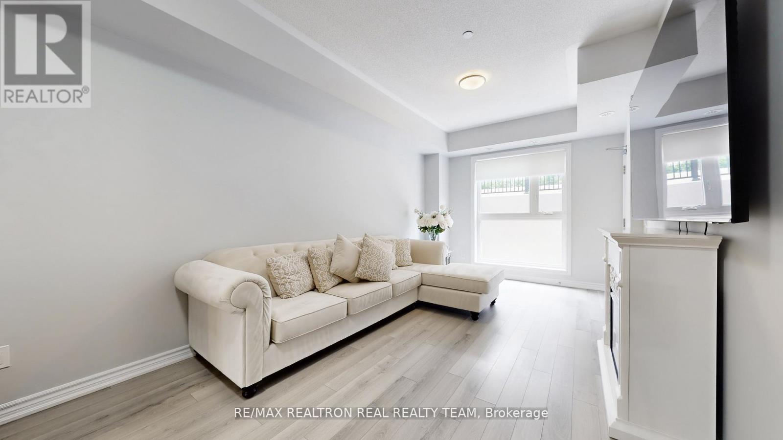 110 - 349 Wheat Boom Drive, Oakville, Ontario  L6H 7X5 - Photo 6 - W13135938