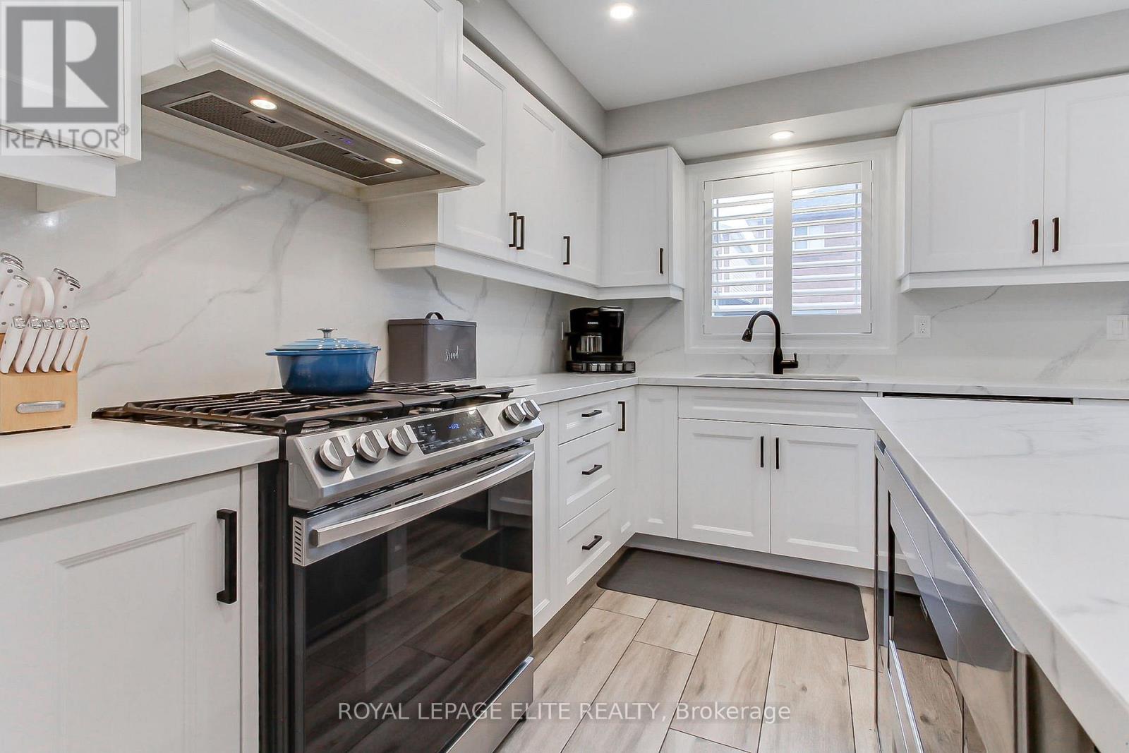 10 Stella Crescent, Caledon, Ontario  L7E 2C3 - Photo 16 - W13135990