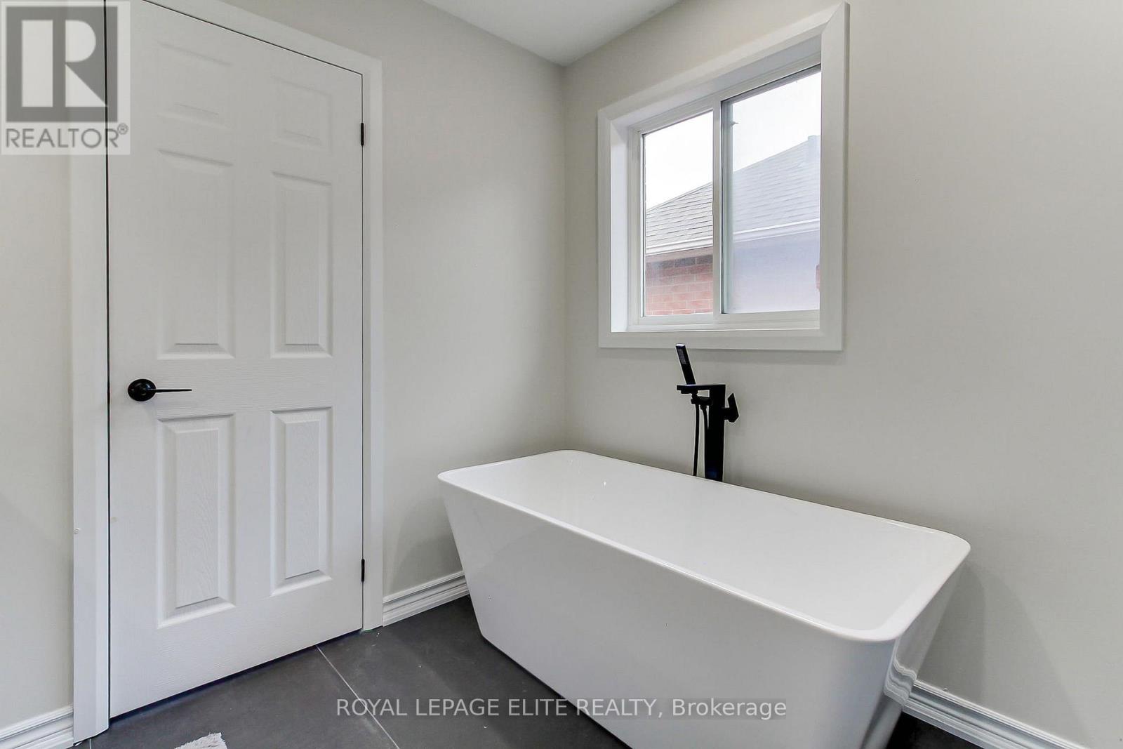 10 Stella Crescent, Caledon, Ontario  L7E 2C3 - Photo 32 - W13135990