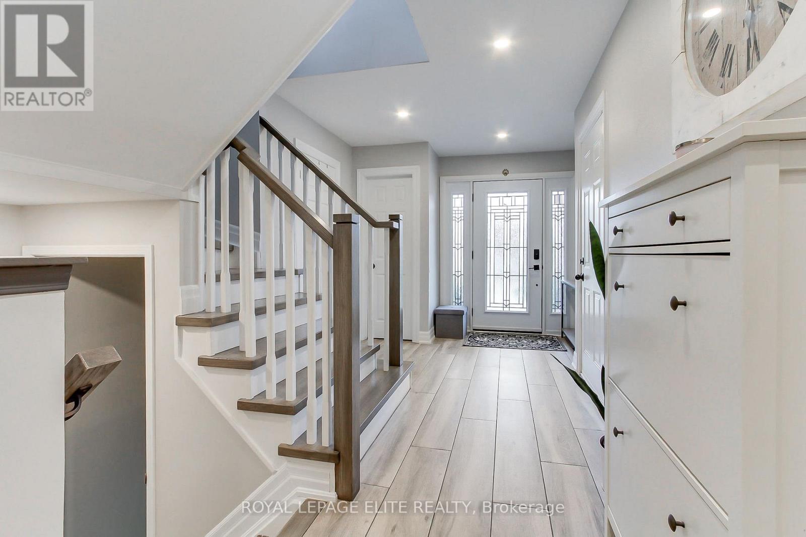 10 Stella Crescent, Caledon, Ontario  L7E 2C3 - Photo 5 - W13135990