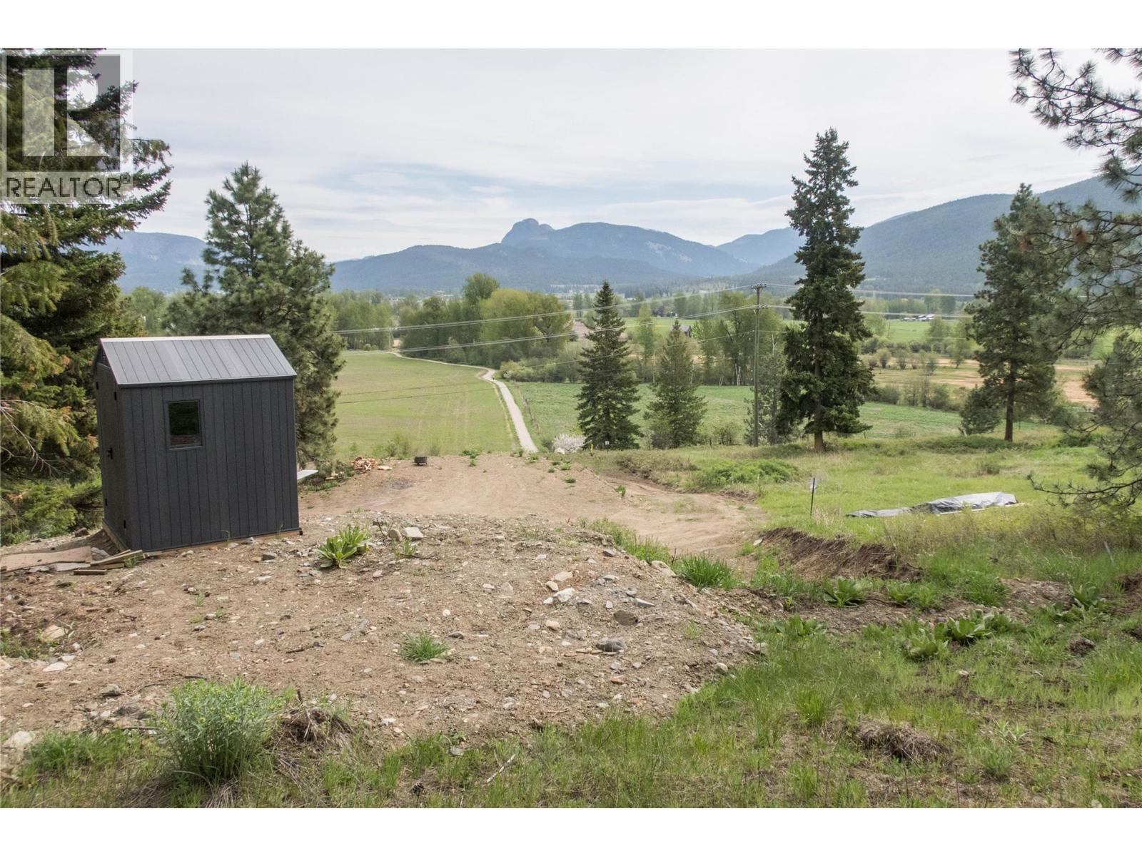 1600 Mountain View Avenue, Lumby, British Columbia  V0E 2G0 - Photo 15 - 10387649