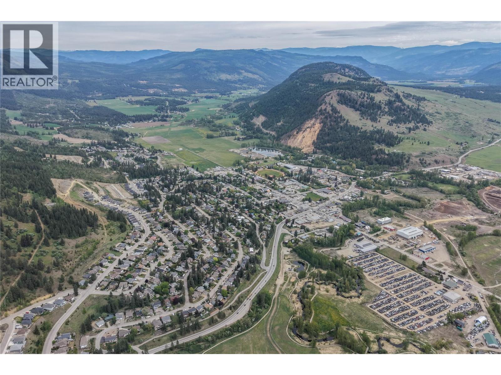 1600 Mountain View Avenue, Lumby, British Columbia  V0E 2G0 - Photo 34 - 10387649