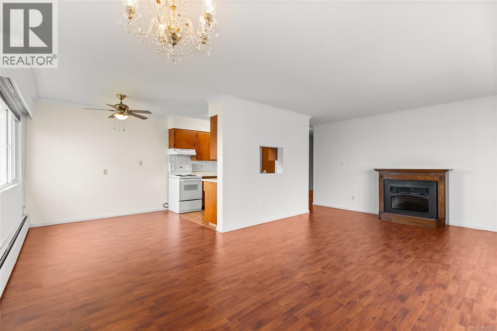 303 9560 Fifth St, Sidney, British Columbia  V8L 2W5 - Photo 11 - 1036672