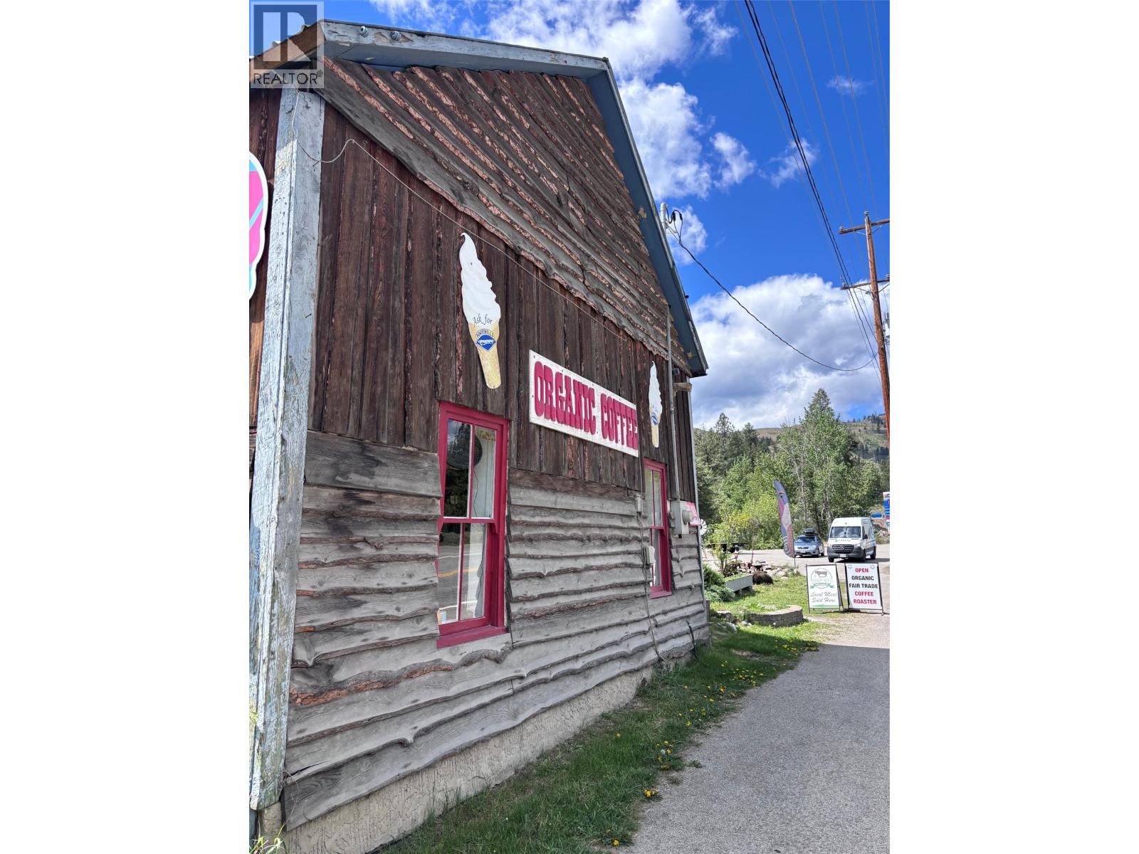 4128 3 Highway, Rock Creek, British Columbia  V0H 1Y0 - Photo 17 - 10387702