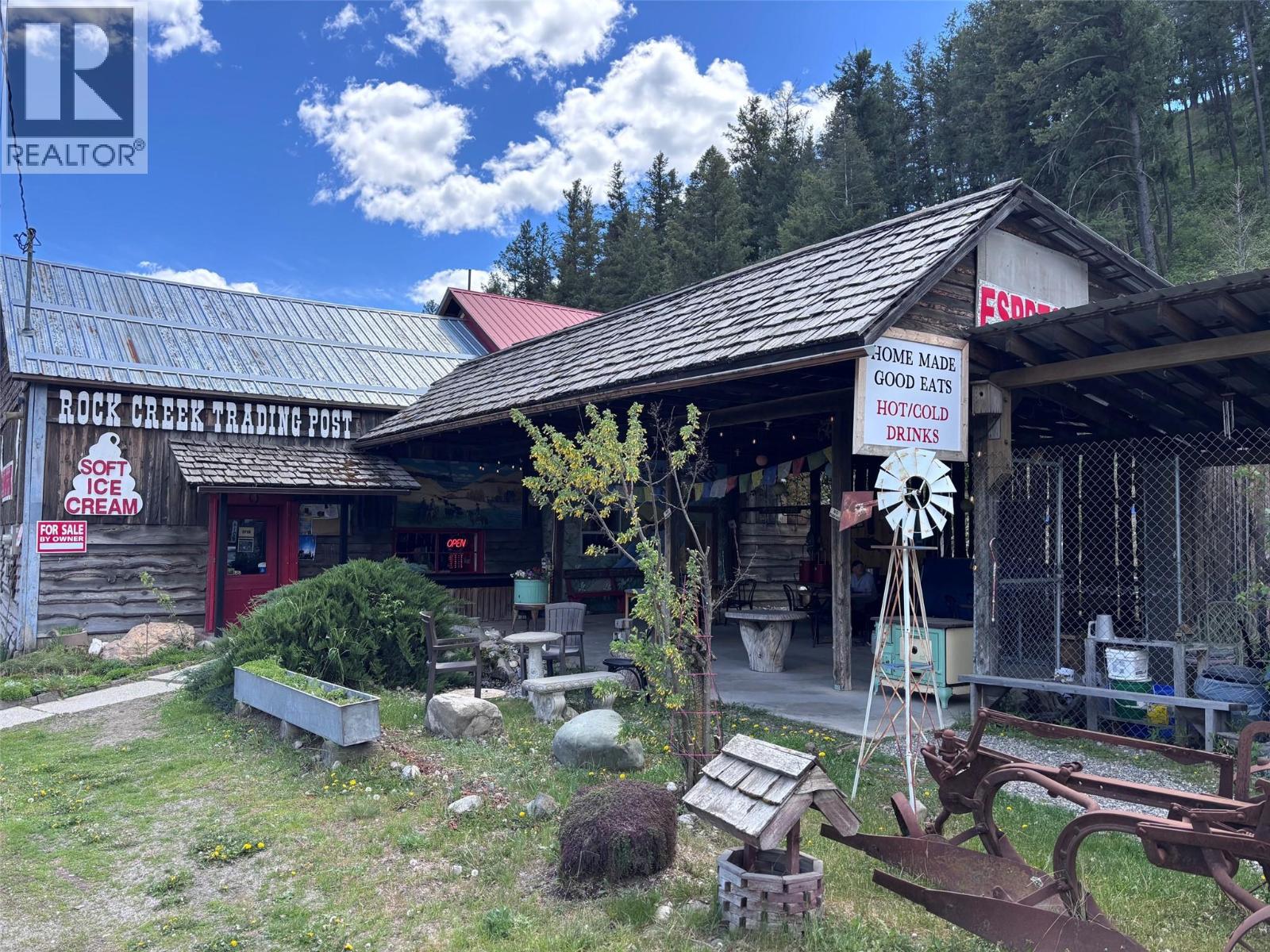 4128 3 Highway, Rock Creek, British Columbia  V0H 1Y0 - Photo 3 - 10387702