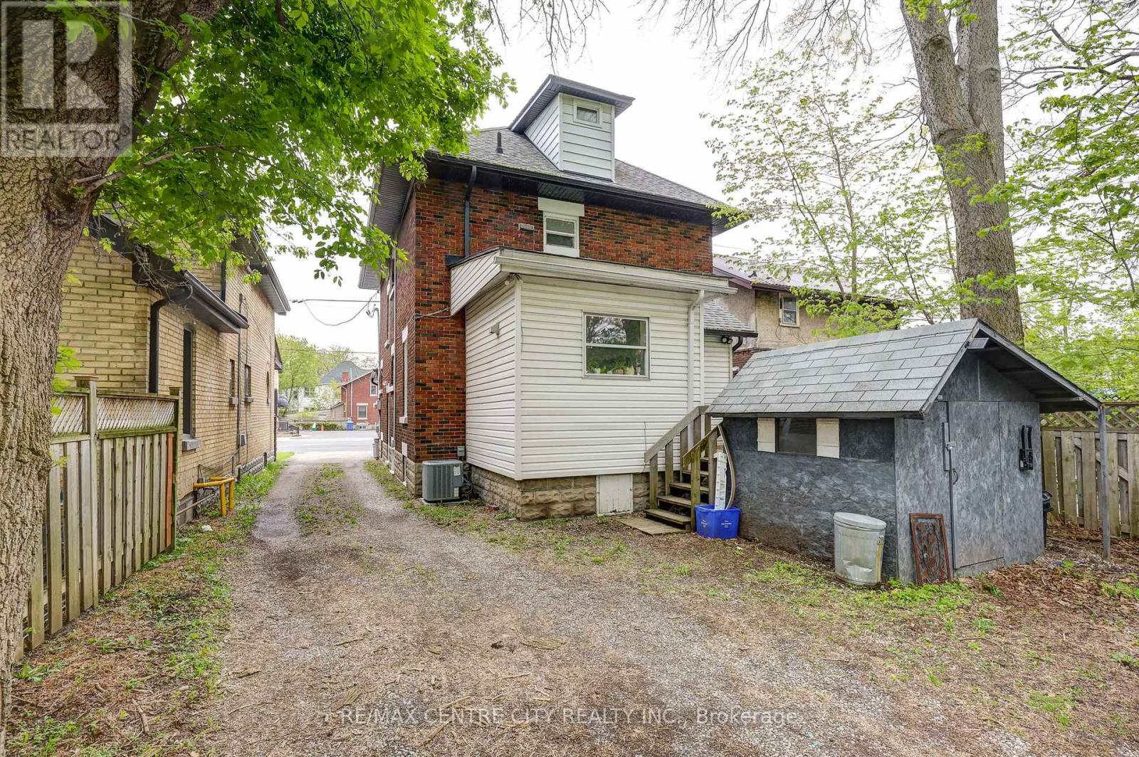 84 Wharncliffe Road S, London South, Ontario  N6J 2K1 - Photo 6 - X13136108