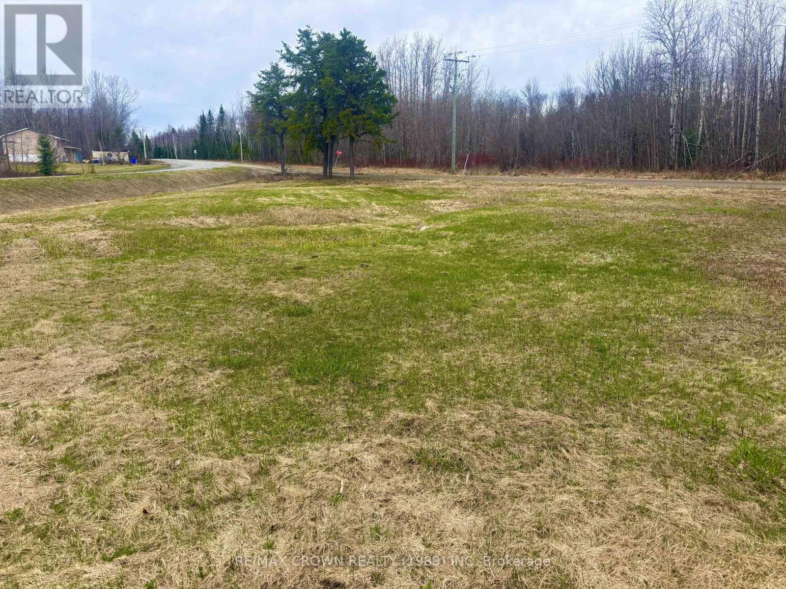 6490 Fredrickhouse Lake Road, Timmins, Ontario  P0N 1A0 - Photo 6 - T13136100