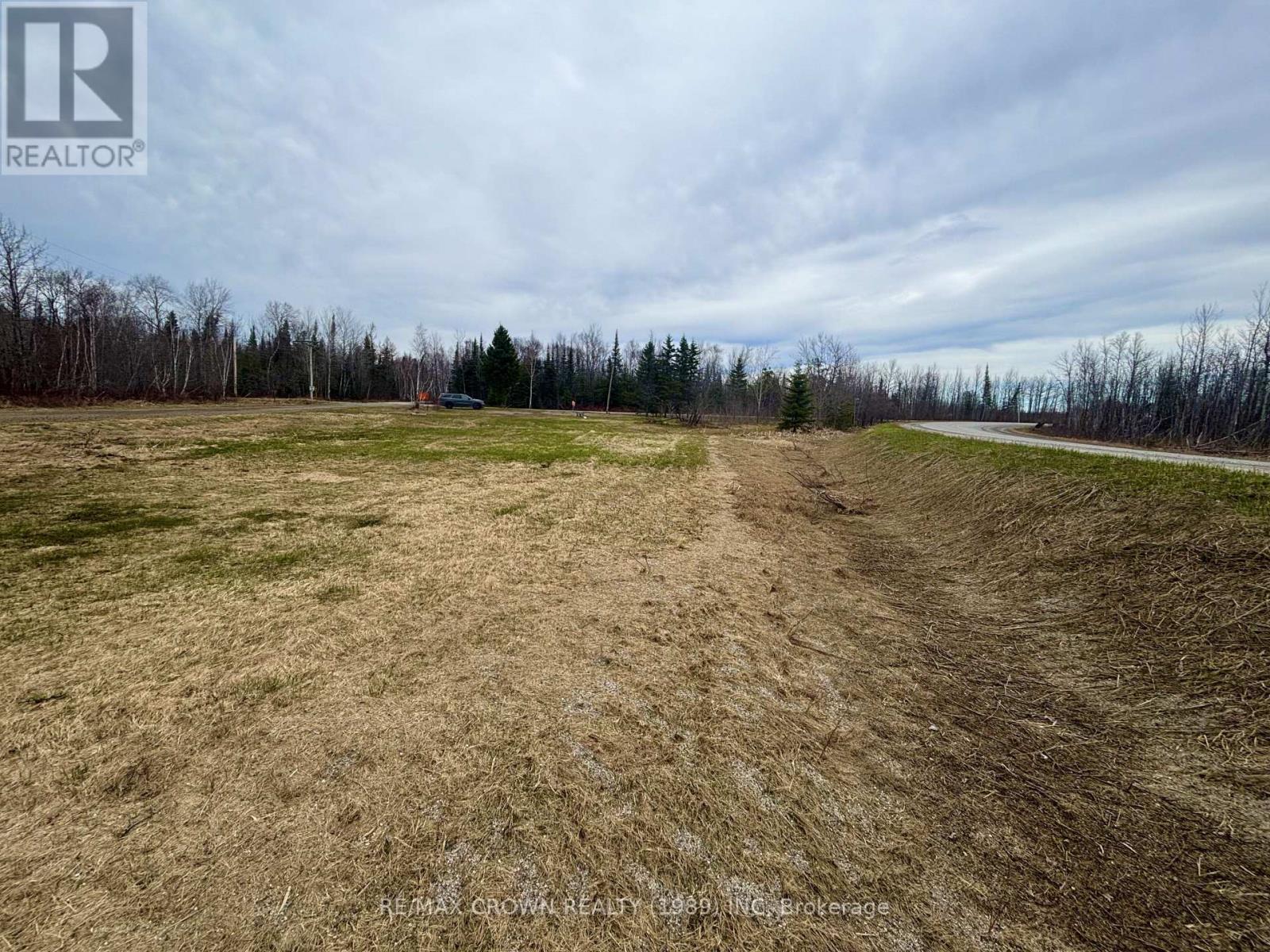 6490 Fredrickhouse Lake Road, Timmins, Ontario  P0N 1A0 - Photo 7 - T13136100