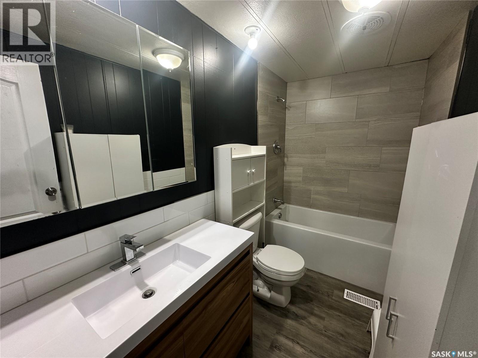 30 1035 Boychuk Drive, Saskatoon, Saskatchewan  S7H 5B2 - Photo 16 - SK036162