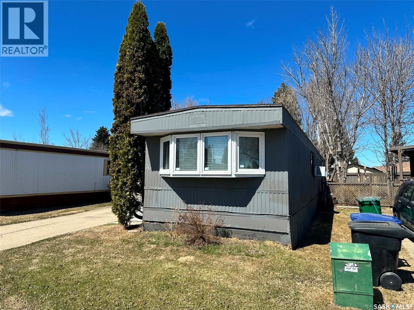 30 1035 Boychuk Drive, Saskatoon, Saskatchewan  S7H 5B2 - Photo 3 - SK036162