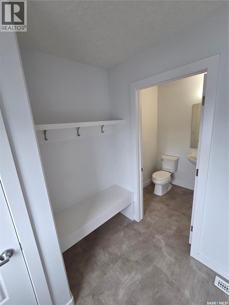 324 Mcormond Drive, Saskatoon, Saskatchewan  S7V 0W9 - Photo 5 - SK036090