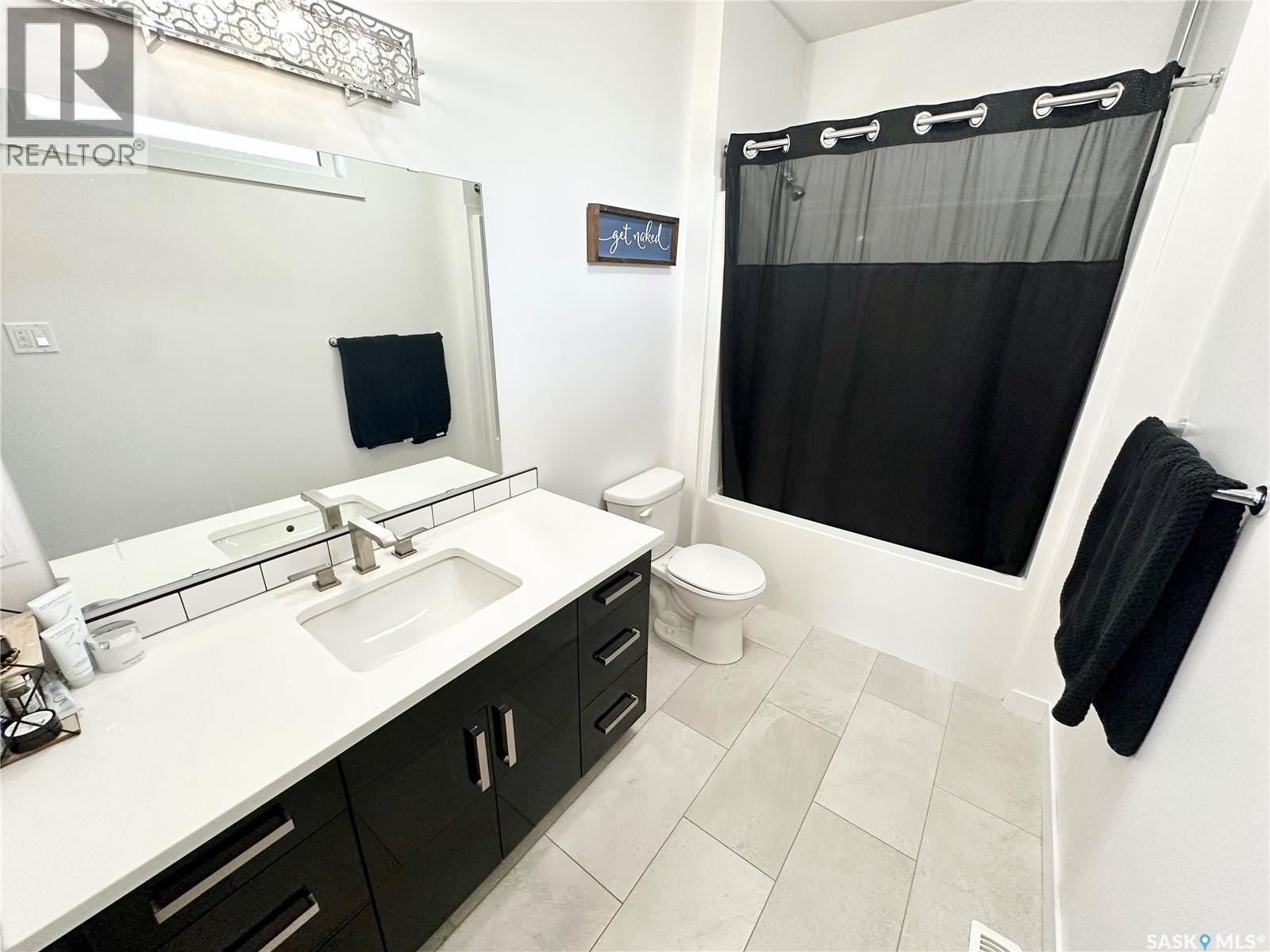 1 Lloyd Avenue, Fillmore, Saskatchewan  S0G 1N0 - Photo 17 - SK036080