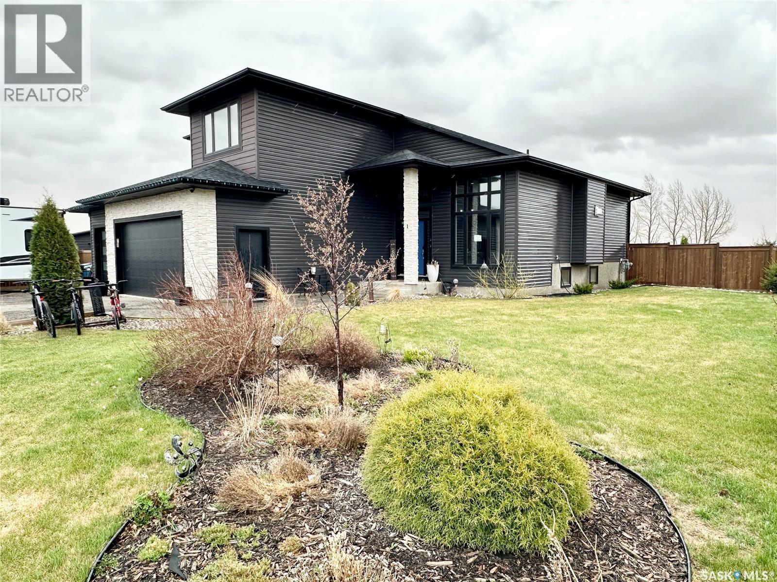 1 Lloyd Avenue, Fillmore, Saskatchewan  S0G 1N0 - Photo 34 - SK036080