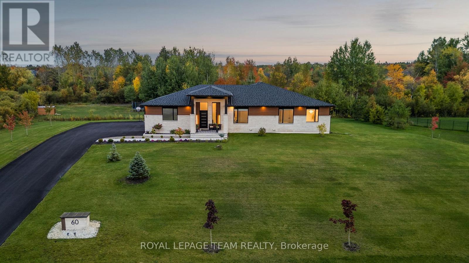 60 SYNERGY WAY, Ottawa, Ontario