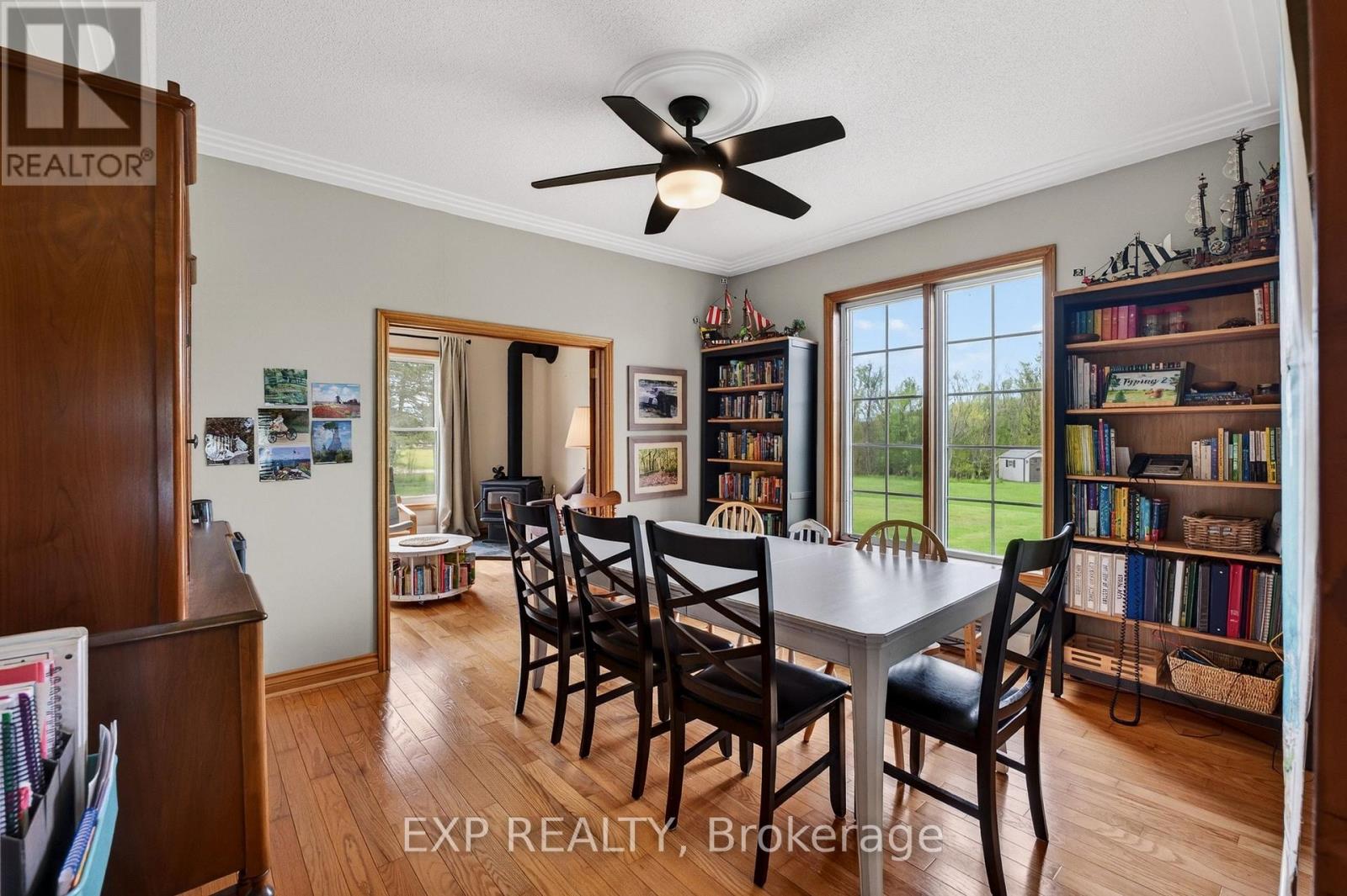 2266 Pettit Road, Fort Erie (Bowen), Ontario  L2A 5M4 - Photo 13 - X13136126