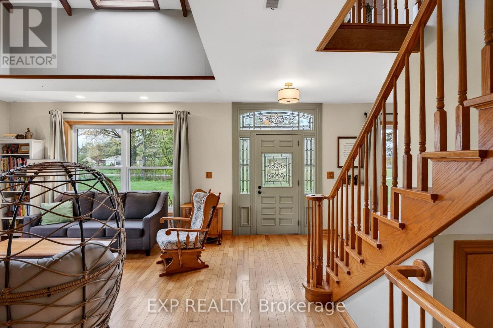 2266 Pettit Road, Fort Erie (Bowen), Ontario  L2A 5M4 - Photo 4 - X13136126