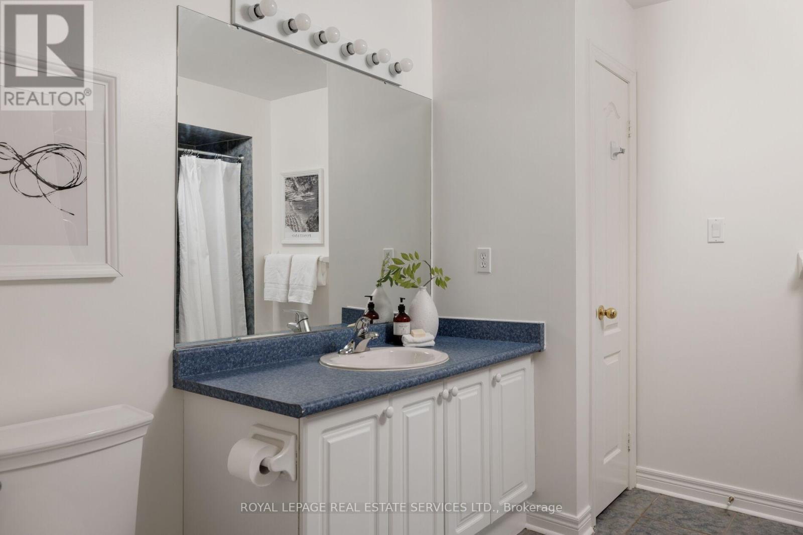 3417 Kinglet Court, Oakville, Ontario  L6L 6T3 - Photo 32 - W13135182